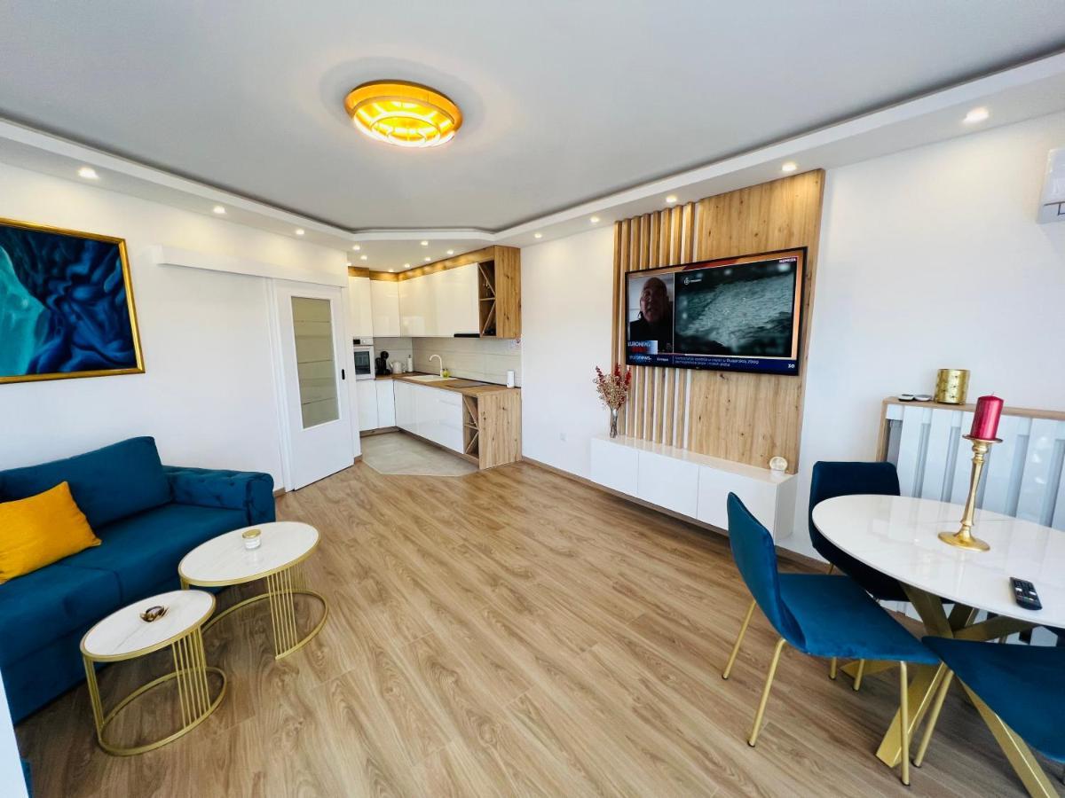 Grand Lux Apartment Doboj Buitenkant foto
